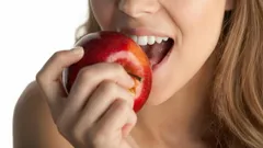 Quali sono i veri benefici delle mele: i dietologi hanno dato una risposta univoca