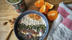 Cosa aggiungere di salutare al porridge d’avena: il dietista svela 12 opzioni sazianti e gustose